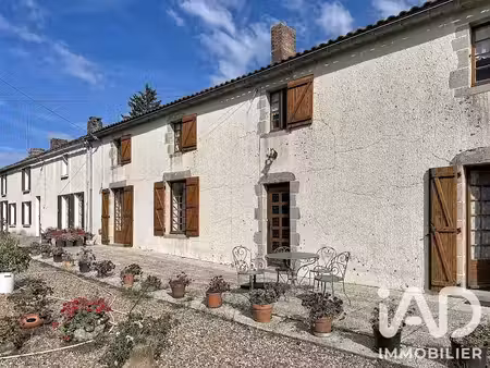 vente maison 5 pièces 150 m² à neuvy-bouin (79130)  147 000 €