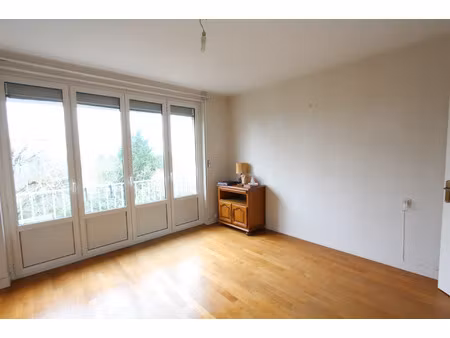 location appartement 3 pièces 60 m² à la charité-sur-loire (58400)