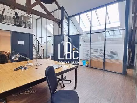 location bureaux 651 m²