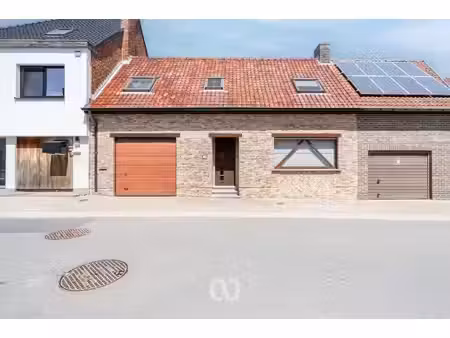 woning met garage  weide en zonnige tuin in melden