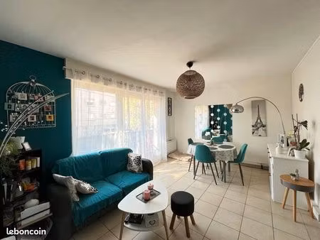 appartement 3 pièces 52 m²
