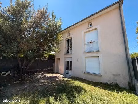 immeuble 255 m² angouleme