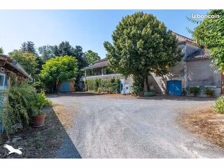 ferme 7 pièces 151 m²