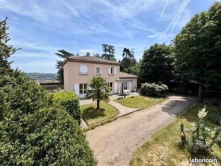 maison + dépendance avec terrain