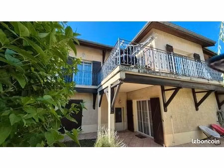 maison de ville avec jardin  garage et dépendance – 174 m² habitables – châlons-en-champag