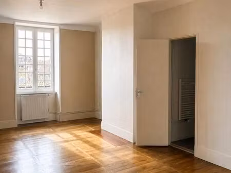 appartement 3 pièces 71 m²