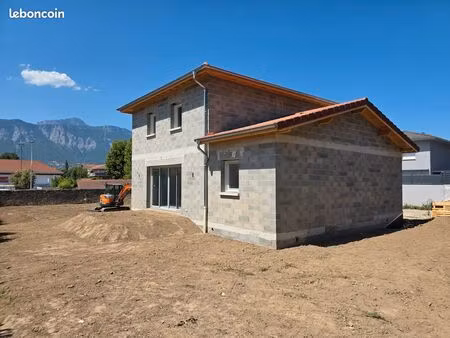 maison neuve 100 m² – le versoud (38420) 3 ch