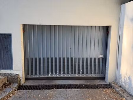 box/garage à louer – 7m x 3m – 150/mois – proche gare rer b coursel-sur-yvette
