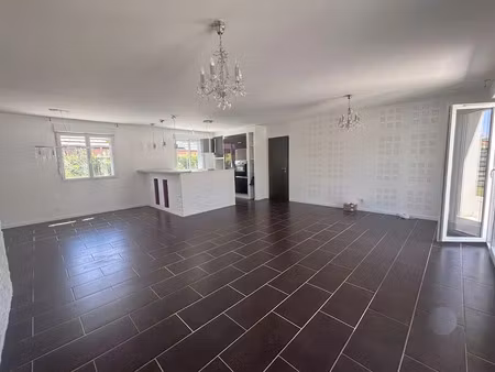 vente maison 5 pièces 137 m² à sagy (71580)  219 500 €