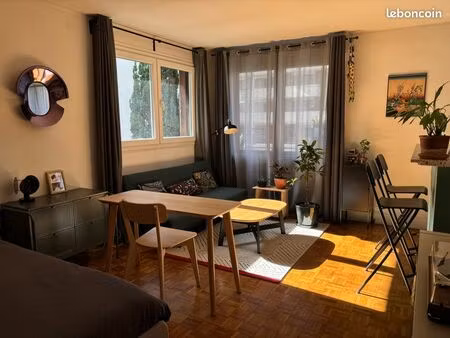 location studio montreuil 30m2