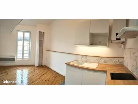 t1 19m² - saint-cyprien 'pont neuf' - hypercentre