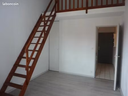 studio 1 pièce 27 m²
