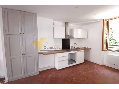 location appartement 3 pièces 74m² vaison la romaine 84110