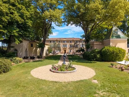 domaine viticole d'exception  château historique et activité d'a