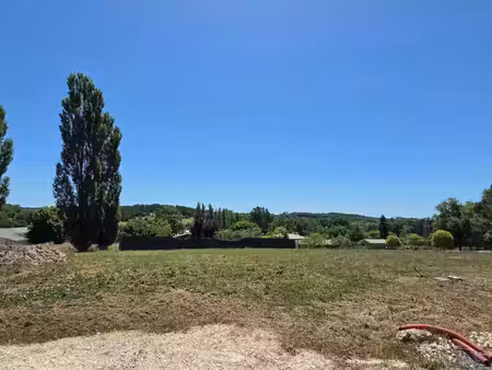 terrain viabilisé  calme
