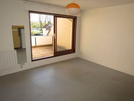 appartement evreux 1 pièce(s) 23.88 m² avec parking et terrasse