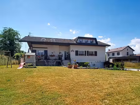 charmante maison familiale à vendre à brenthonne - 7 pièces  grand terrain et garage