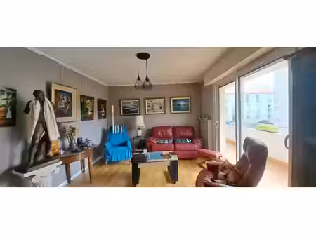 appartement a vendre 4 pieces 90m2 - garage - rochefort