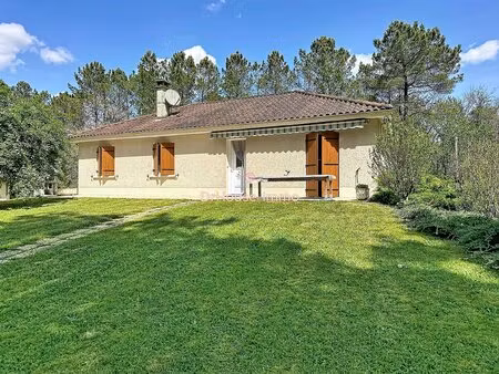 solide maison (4 chambres) sur sous-sol total de 190 m² - parc arboré de 2 879 m² clos &..