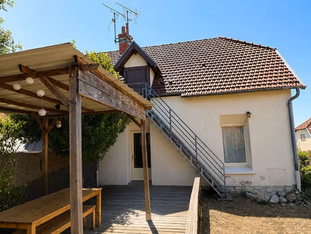 vente maison 4 pièces  85.00m²  saumur
