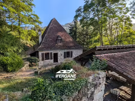 vente maison 6 pièces 143 m² à faycelles (46100)  250 000 €