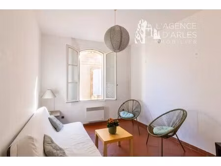 arles centre historique  proche place du forum – appartement de caractère 44 m²