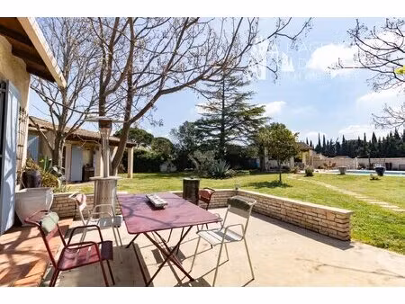 arles pont de crau – maison d’architecte env. 190 m²  4 chambres  piscine