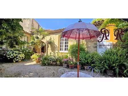 ancienne demeure de charme avec piscine