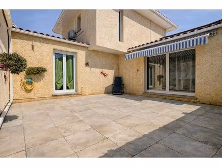 rare à saint-marcel-sur-aude maison récente avec dépendance