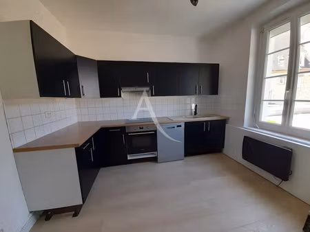 location appartement 3 pièces 80 m² à gisors (27140)