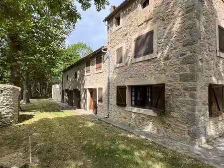 haute corbières - 20min de limoux - propriété d’exception avec 98 ha de forêt et...