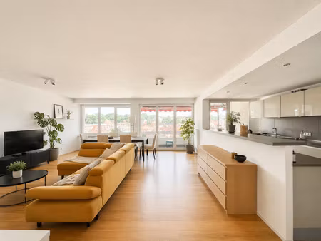appartement à vendre à place eugène keym 43 watermael-boitsfort (vbe44903)