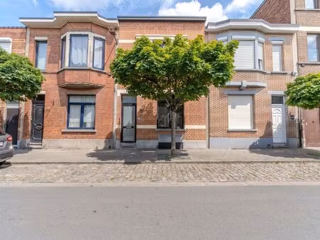 huis te koop in wilrijk met 2 slaapkamers