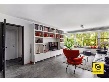 appartement te koop in berchem met 2 slaapkamers