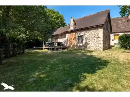 maison en pierre de 8 pièces principales
