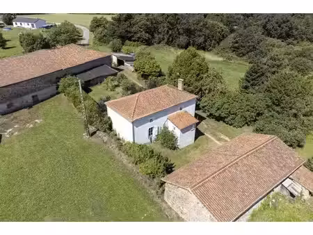 vente maison 3 pièces 75 m² busserolles (24360)