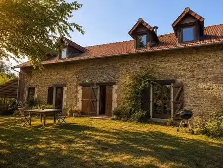 vente maison 9 pièces 323 m² à bourganeuf (23400)  286 740 €