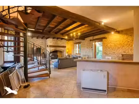 vente maison 7 pièces 180 m² saint-léon-sur-vézère (24290)