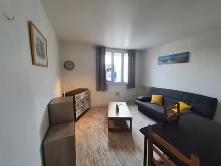 location appartement 1 pièce 33 m² à valence (26000)