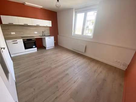 location appartement 3 pièces 40m² lille 59160