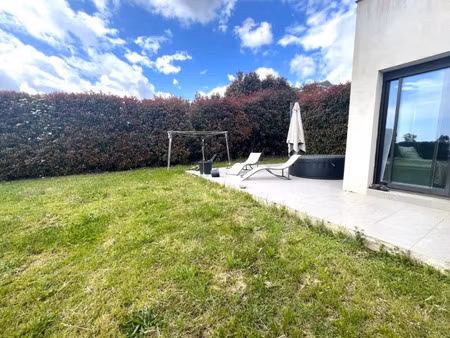 location appartement 3 pièces 60 m² à biguglia (20620)