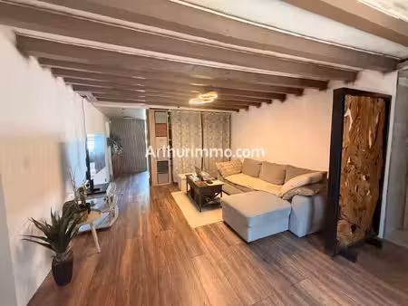 maison en pierre avec dépendances 150 m²