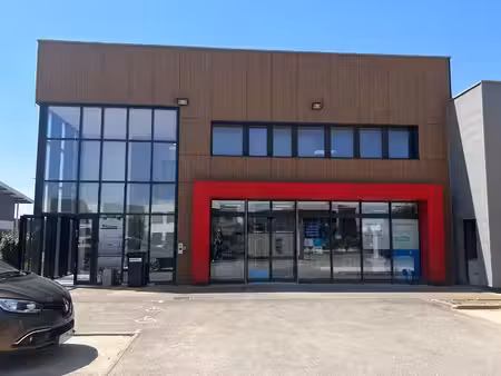 location local d’activités 111m² à 778m²