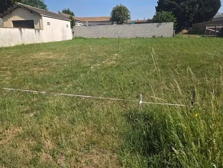 terrain à bâtir à saint-andré-de-cubzac (33240)