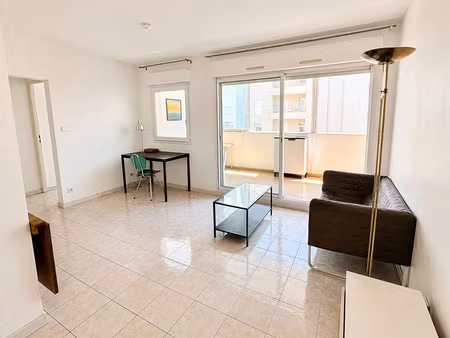 vente appartement 3 pièces 60m2 marseille 6eme (13006) - 275000 € - surface privée