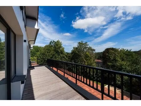 duplex à vendre avec terrasse et 3 chambres   genval (vbe44804)