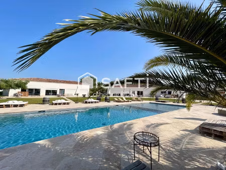 vente maison 9 pièces 500 m² aimargues (30470)