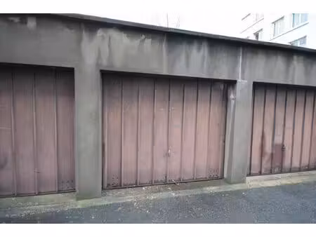 location parking nanterre 92000