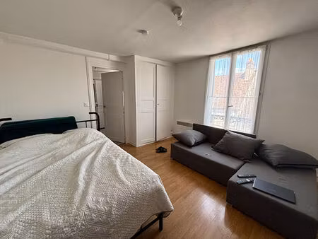 location appartement 1 pièce 25m²