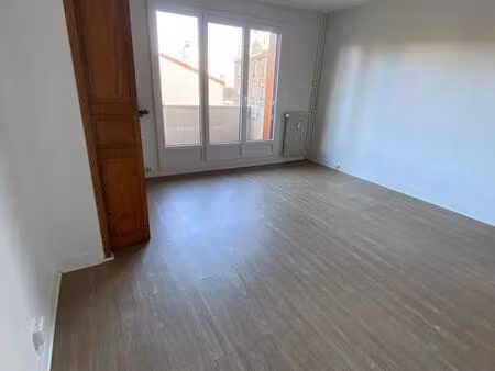 location appartement 1 pièce 28m² vanves 92170